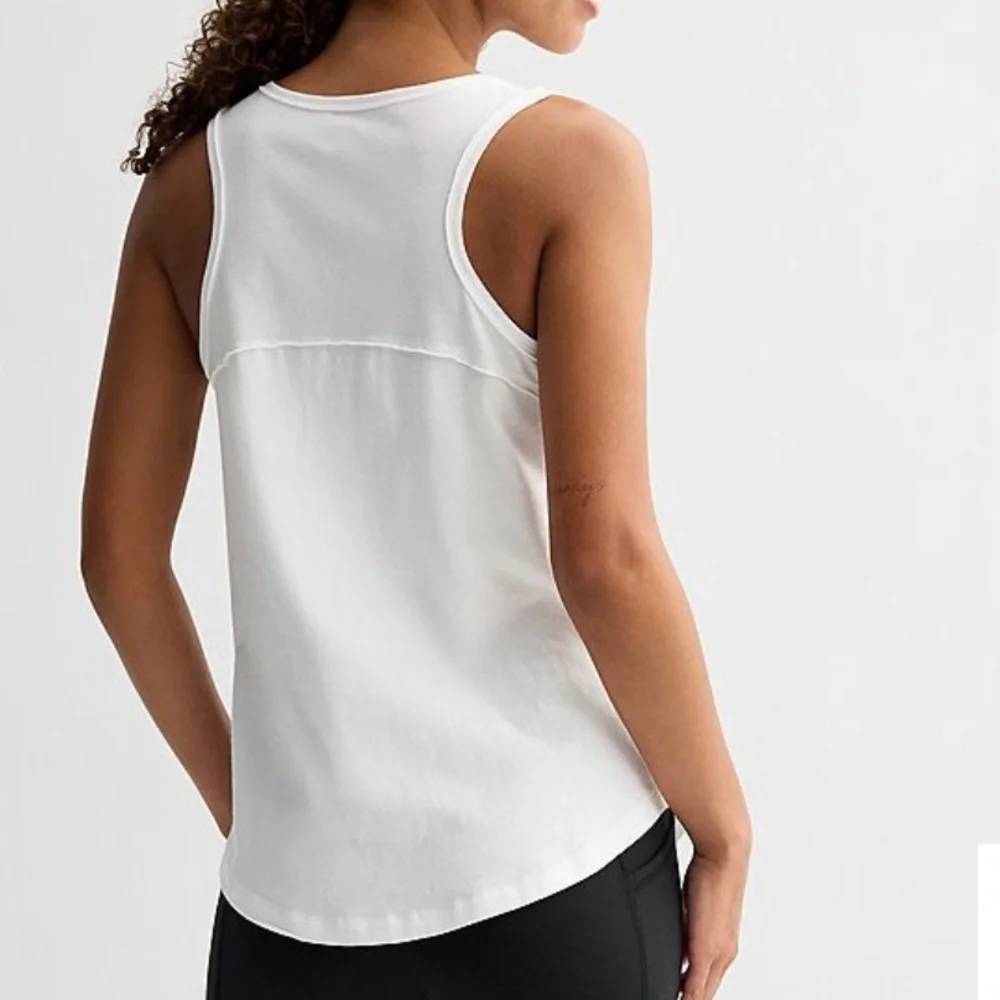SO Women's Relaxed Watermelon V-Neck Tank Top NWT